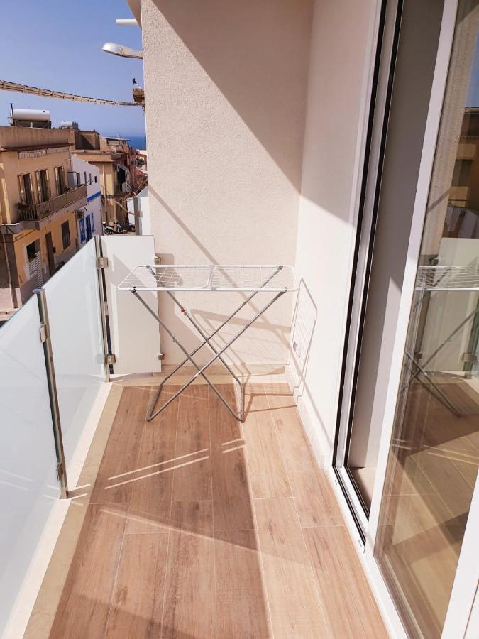 Beach Apartments Marina Di Ragusa Exterior photo